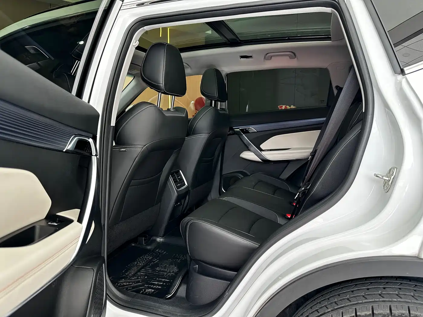 GEELY AUTOMOBILE BOYUE