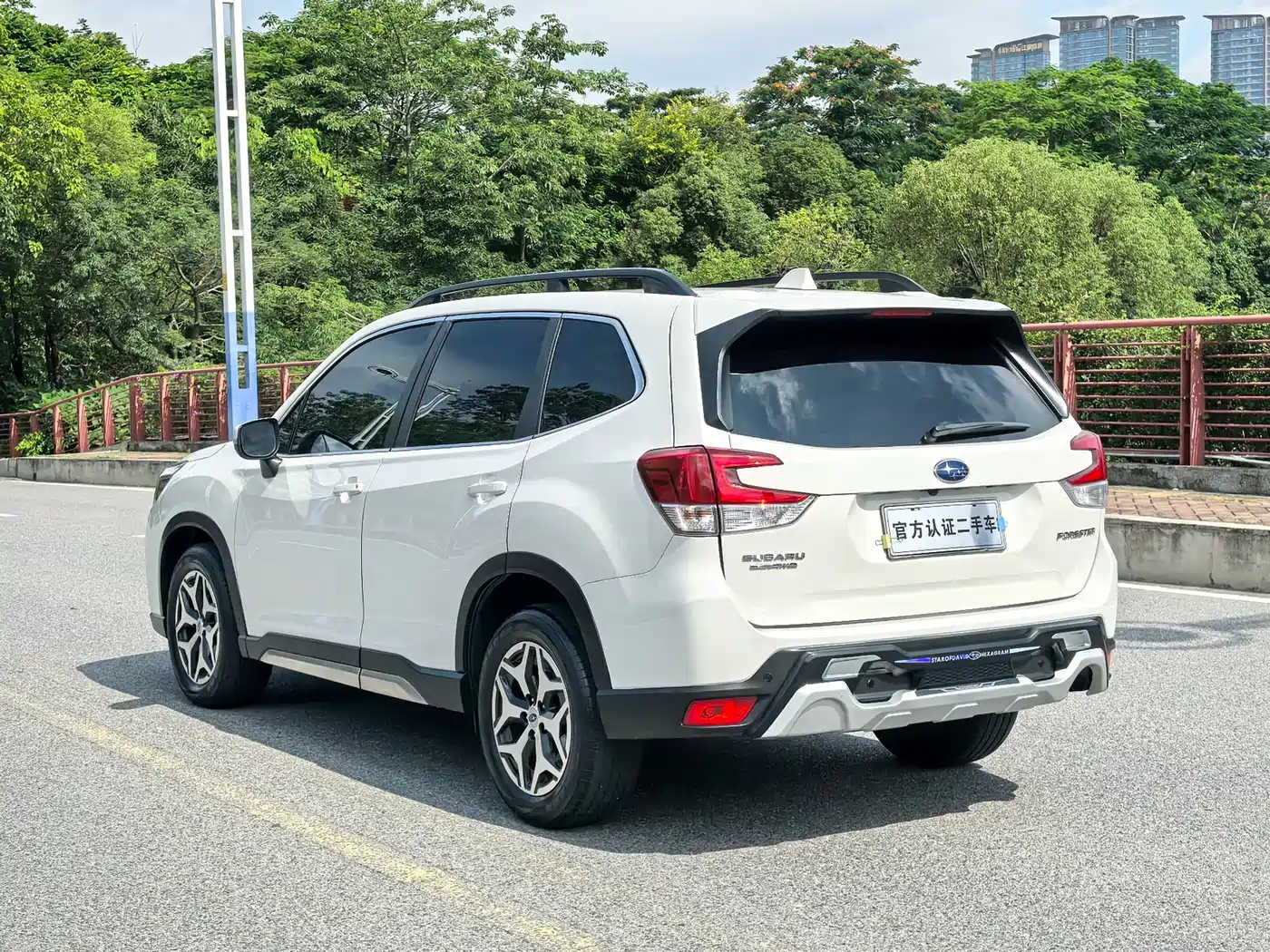 Subaru Forester 2021 2.0i Luxury Edition with EyeSight фото 17