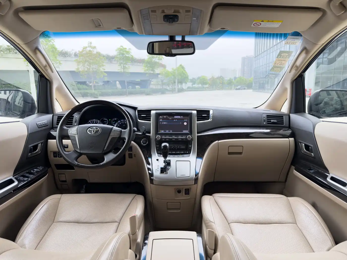 Toyota Alphard 2012 3.5L Luxury Edition фото 9
