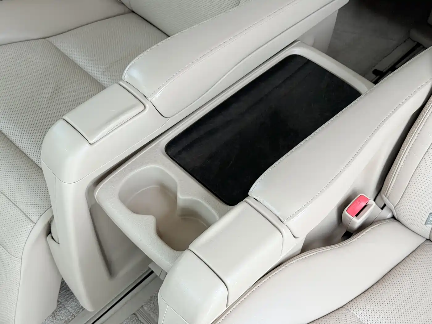 Toyota Alphard 2012 3.5L Luxury Edition фото 17