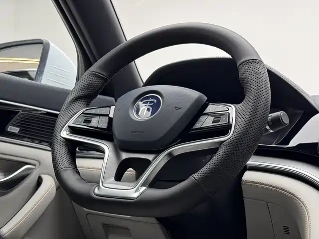 BYD Song PLUS PHEV 2021 DM-i 51KM Honor фото 16