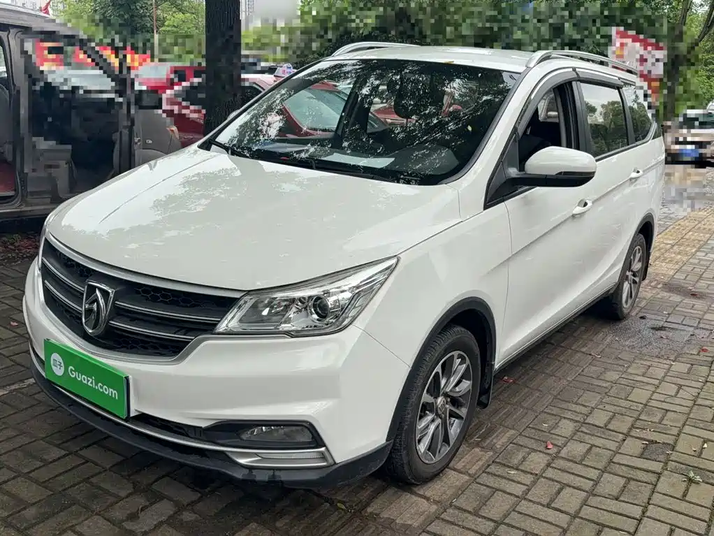 Baojun 730 2019 1.5T CVT Fashion Edition 7-Seater China VI