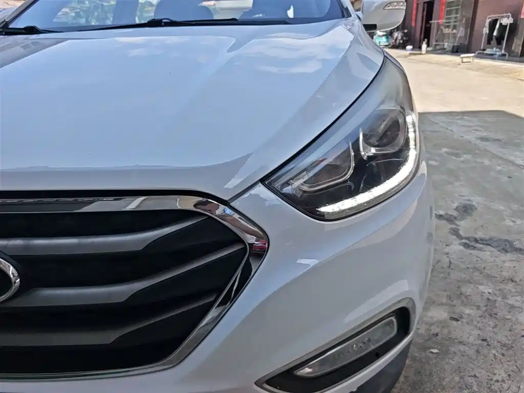 Hyundai Beijing Hyundai ix35 2015 2.0L Automatic 2WD Smart Type China IV фото 24