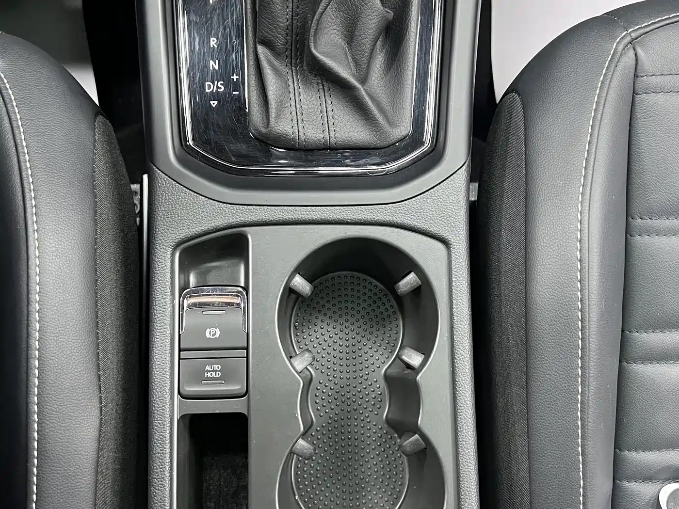 Volkswagen Touran 2021 Touran L 280TSI DSG Cross Luxury 7-Seater фото 12
