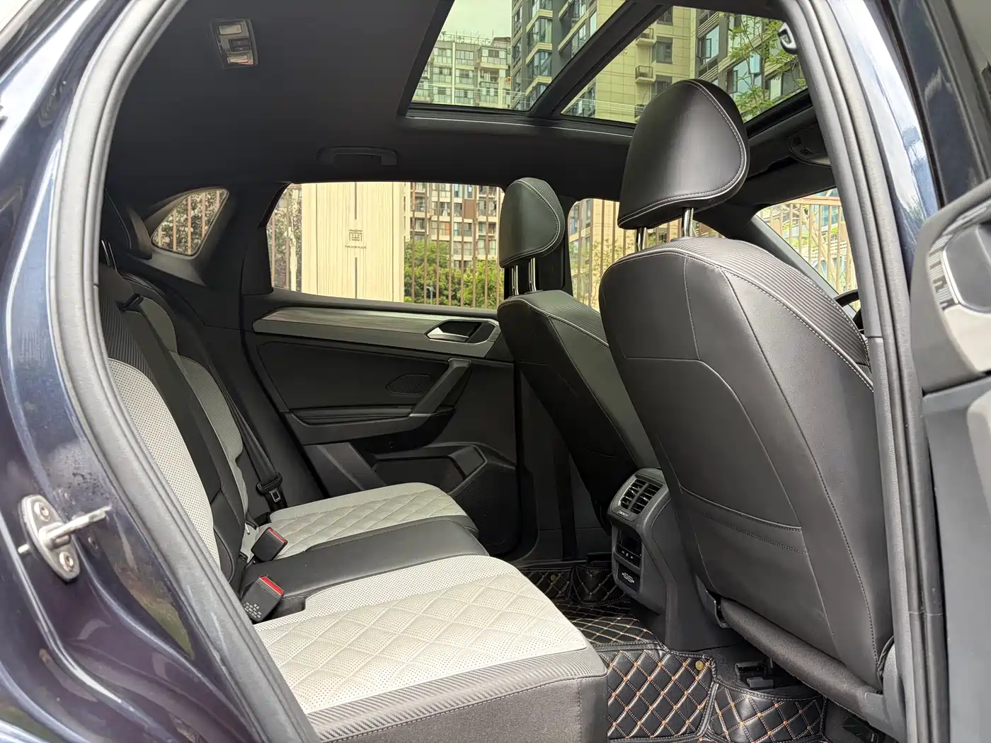 Volkswagen Tayron X 2023 330TSI 2WD Flagship Smart Edition фото 13