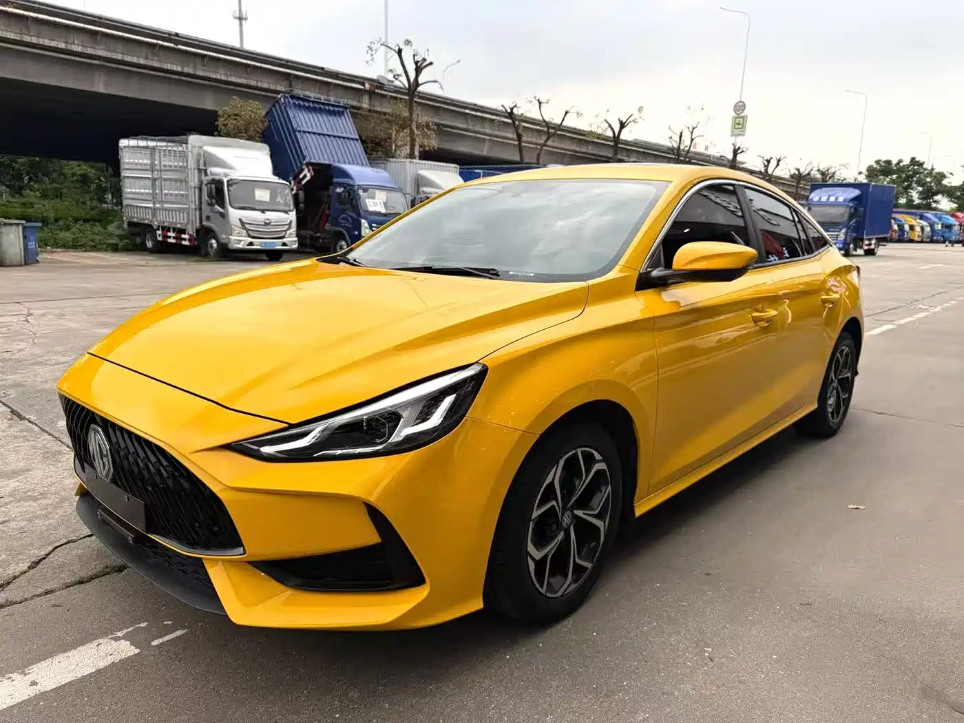 MG 5 2021 Model 180DVVT CVT Youth Luxury Edition