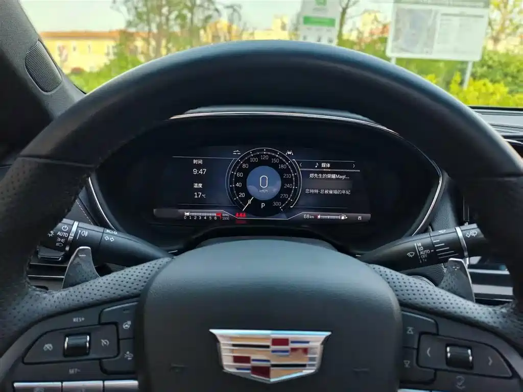 Cadillac CT5 2023 28T Platinum Style фото 24