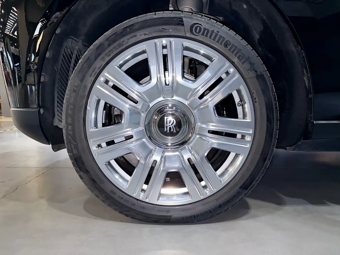 ROLLS-ROYCE CULLINAN