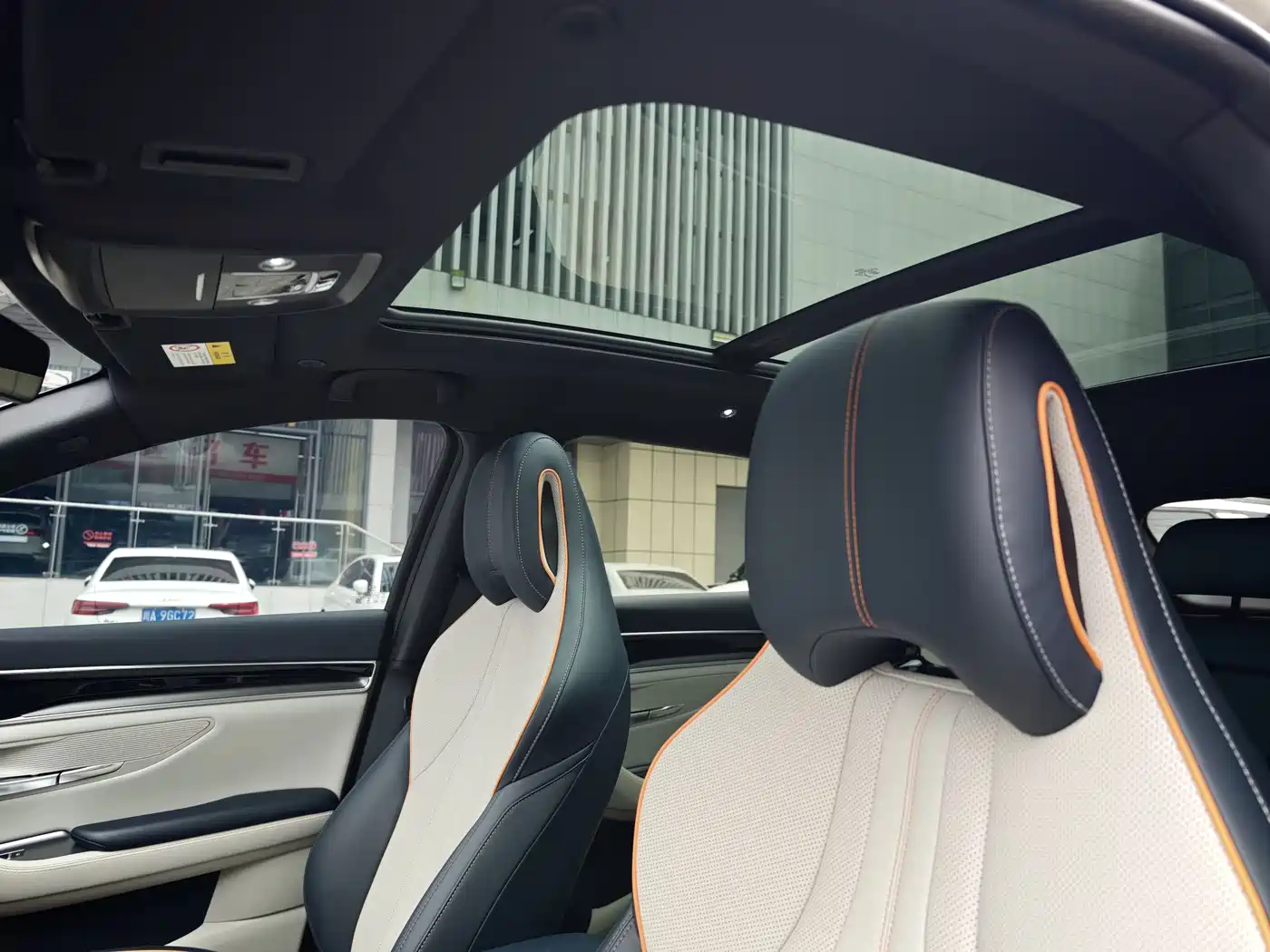 BYD Song PLUS PHEV 2024 Glory Edition DM-i 150km Flagship PLUS фото 7