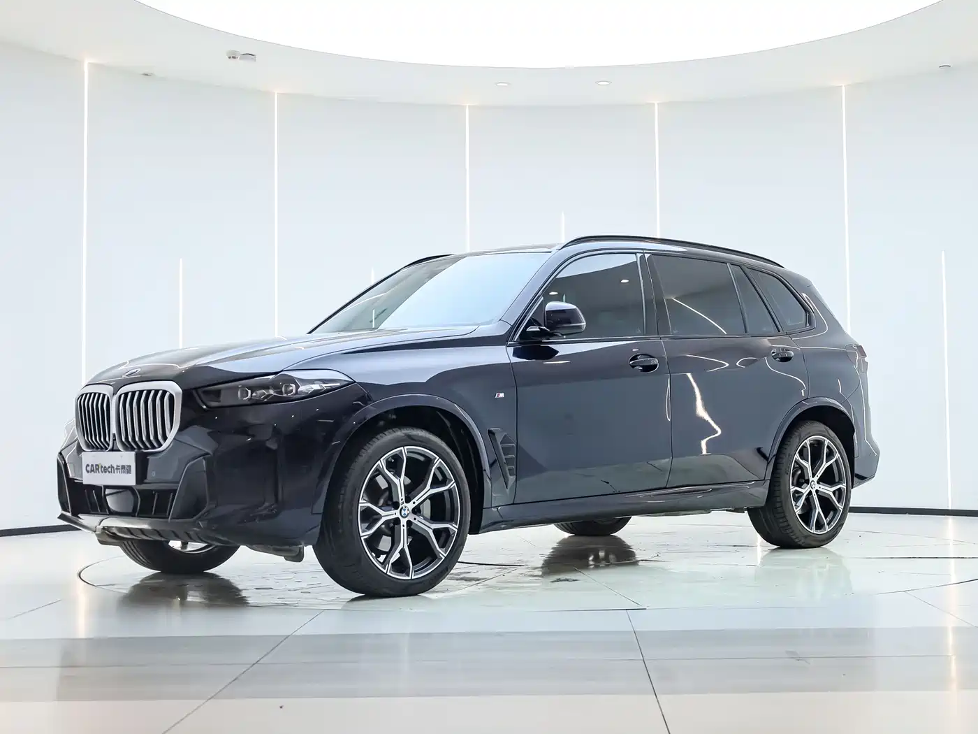 BMW X5 2023 xDrive 30Li Premium M Sport Black Night Package
