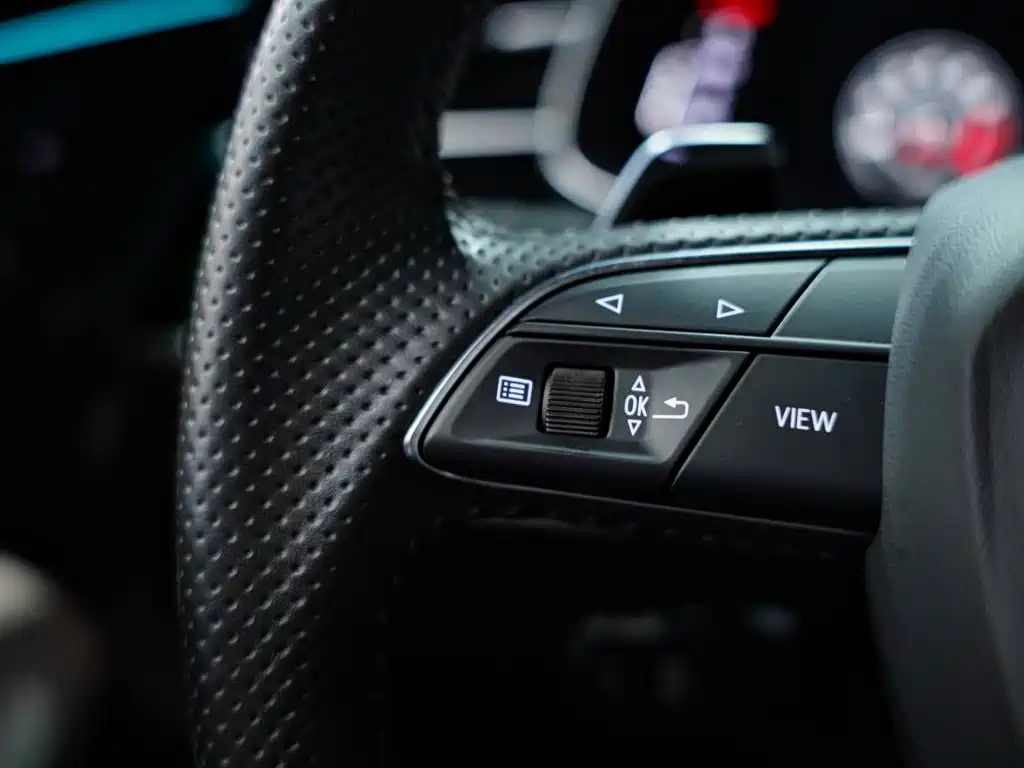 Photo 52 - Audi RS Q8