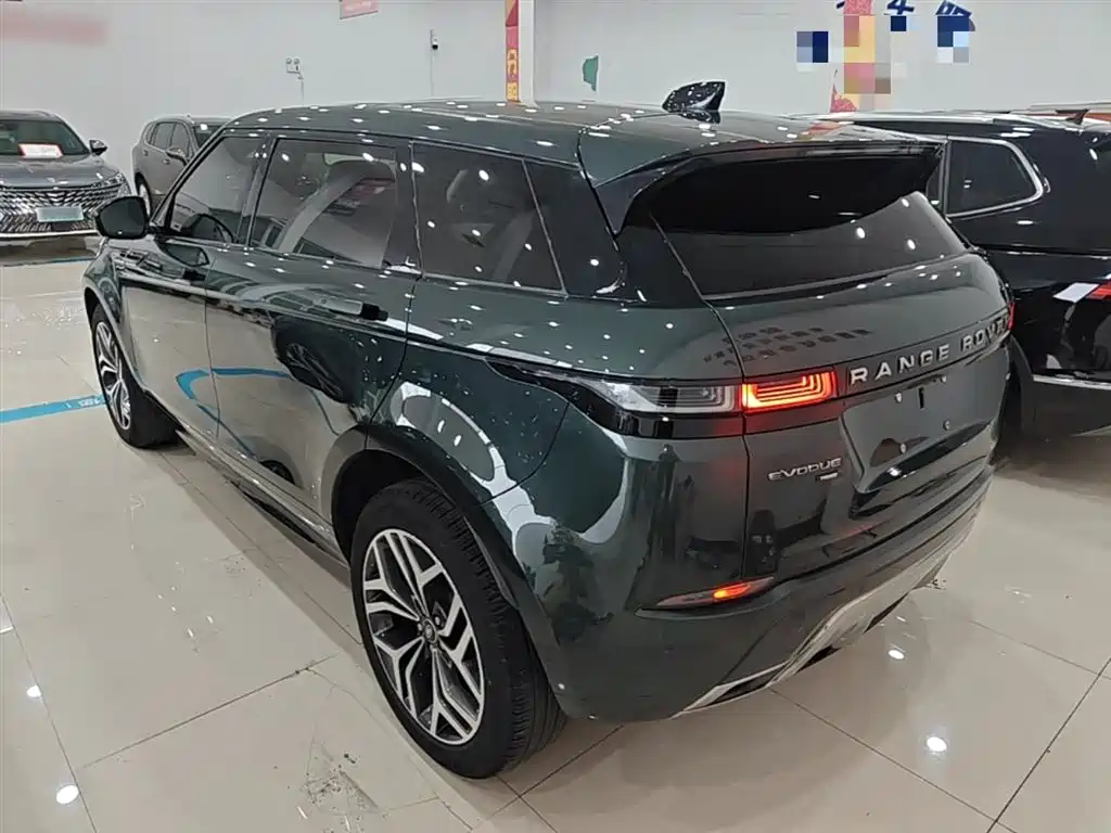 Land Rover Range Rover Evoque 2023 Range Rover Evoque L 249PS Luxury Edition фото 5