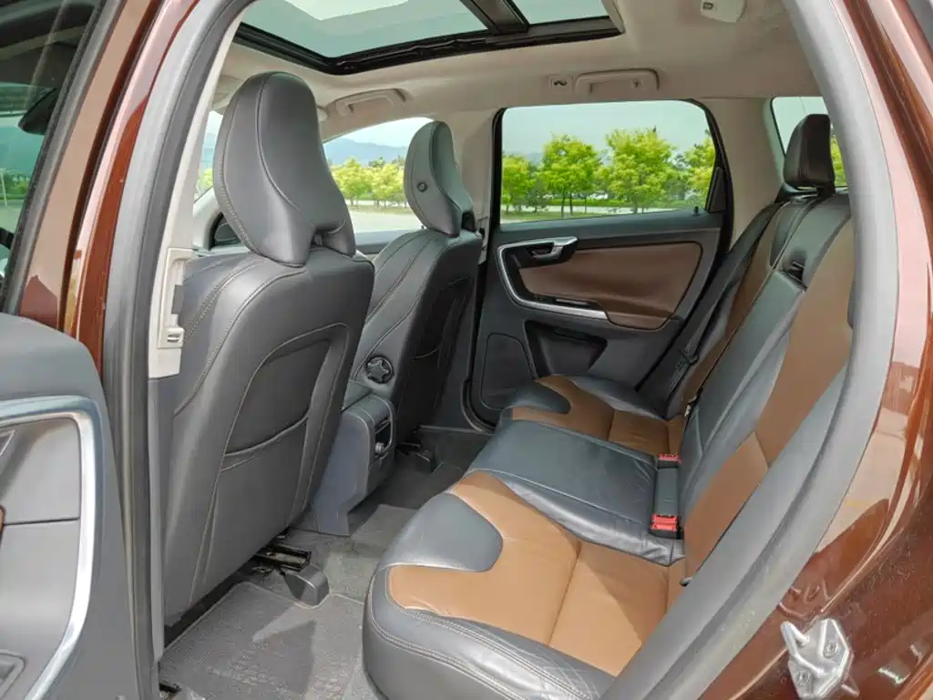 Volvo XC60 (Import) 2014 2014 Facelift T5 Elegance