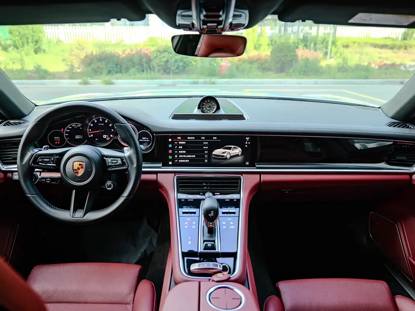 Porsche Panamera 2022 Panamera 4 Executive Long Wheelbase 2.9T фото 12