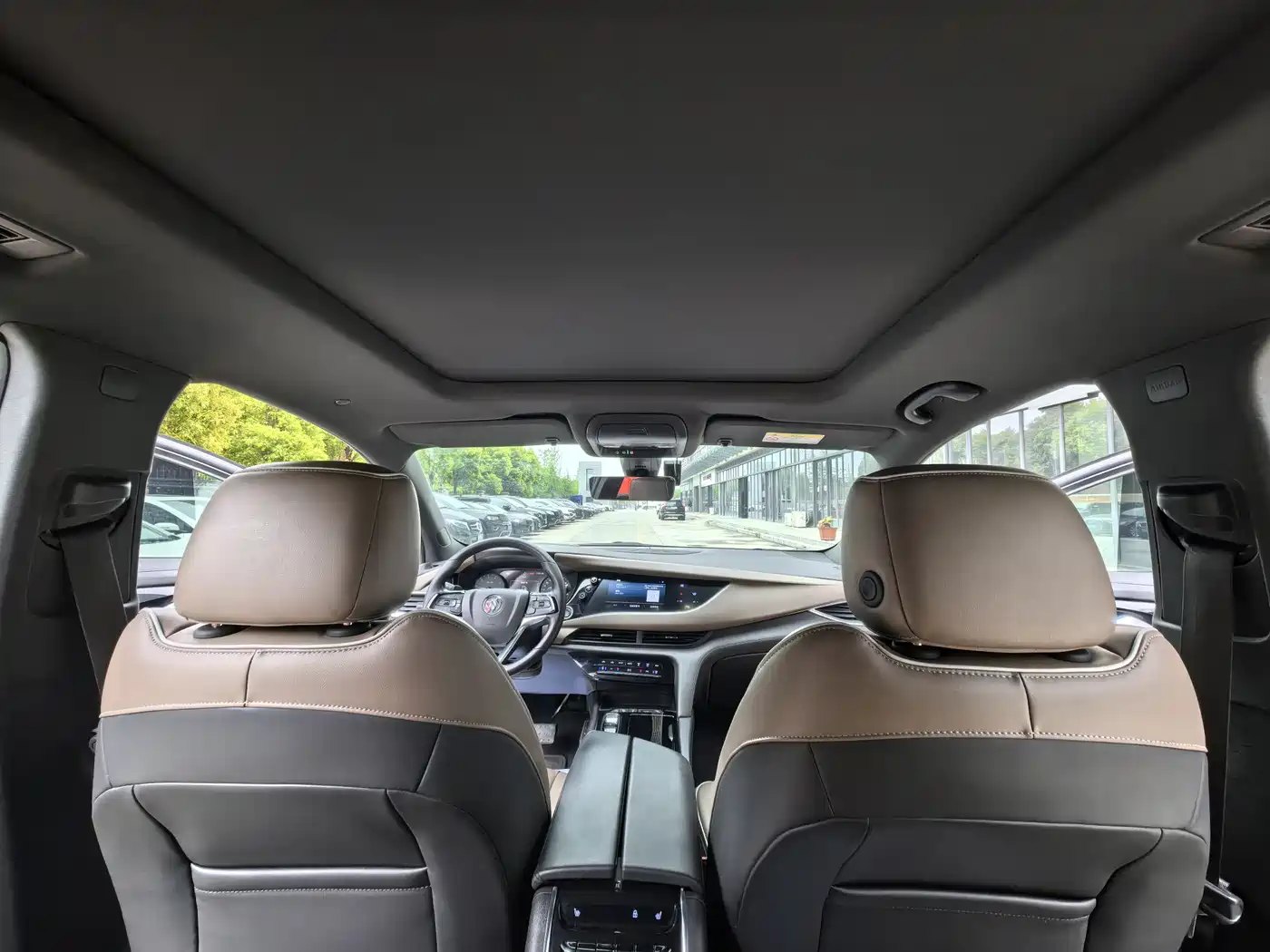 Buick Enclave 2022 652T 4WD Exclusive Flagship 7-Seater фото 22