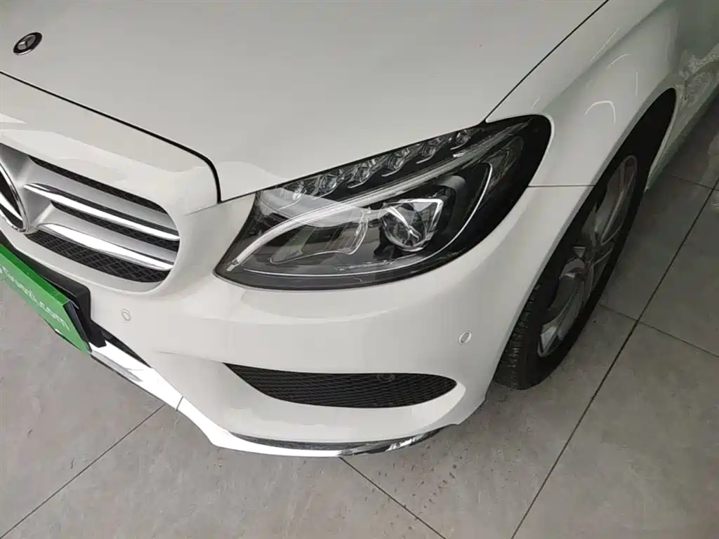 Mercedes-Benz C-Class 2016 C 180 L Sport фото 24