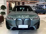 Photo 2 - BMW iX