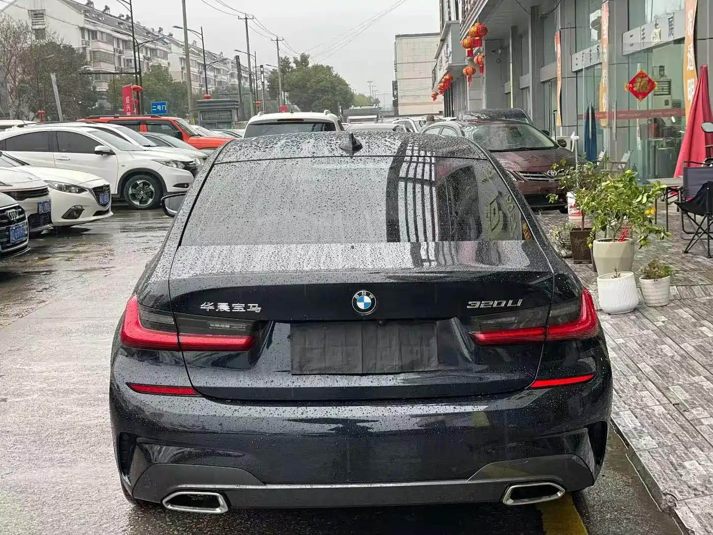 BMW 3 SERIES