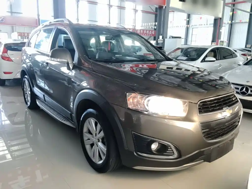 Chevrolet Captiva 2016 2015 2.4L AWD Flagship 7-Seater