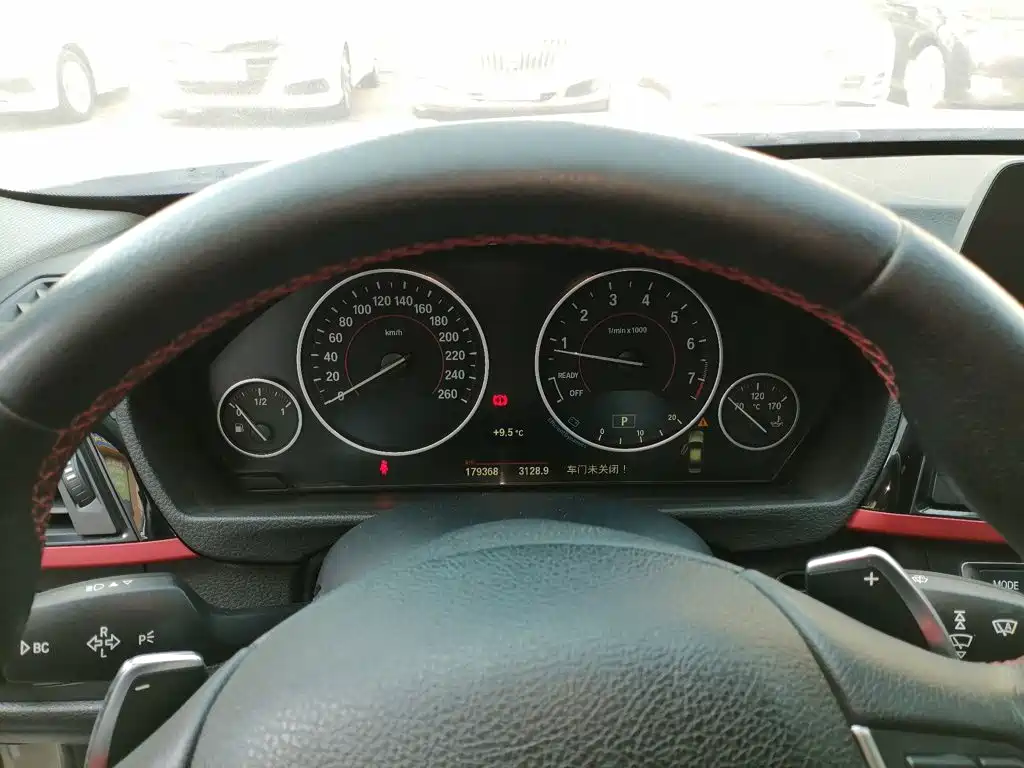 Photo 12 - BMW 3 Series