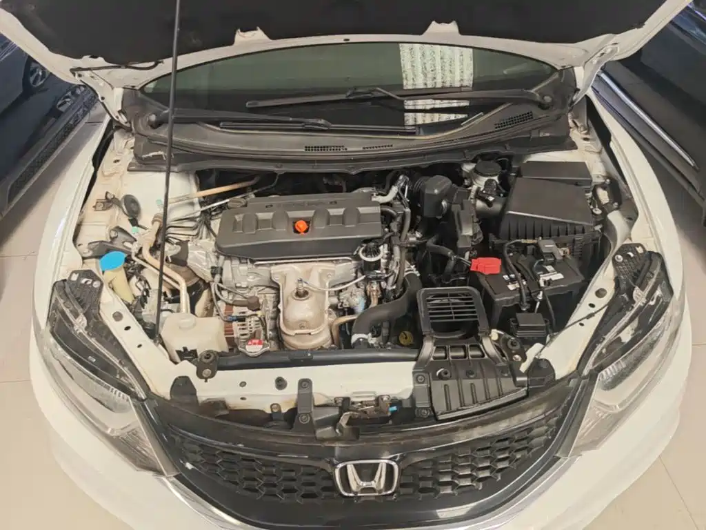 Фото 20 - Honda Jade