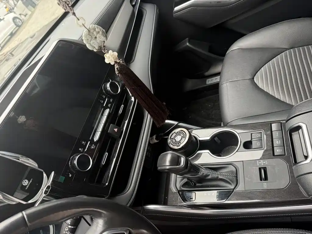 Фото 6 - Toyota Crown Kluger