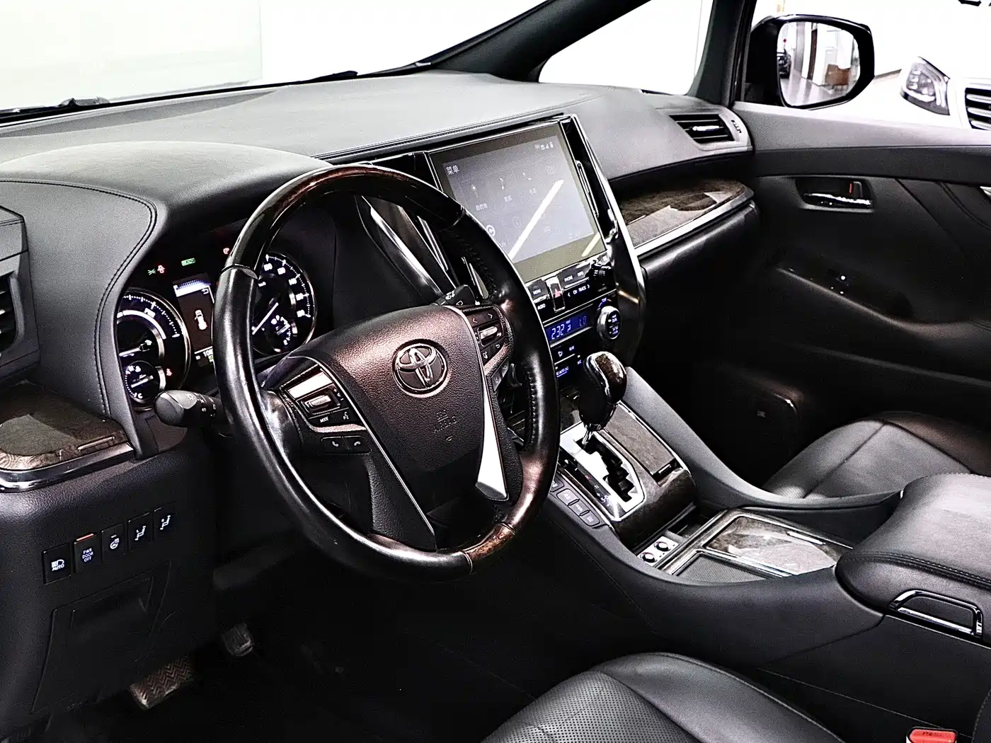 Toyota Vellfire 2020 2020 Twin Engine 2.5L HV Premium Edition