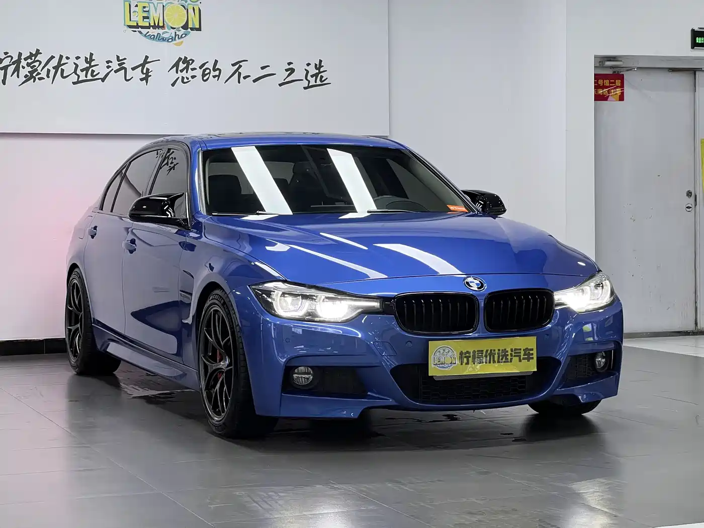 BMW 3 Series 2018 320Li M Sport Black Night Edition фото 3