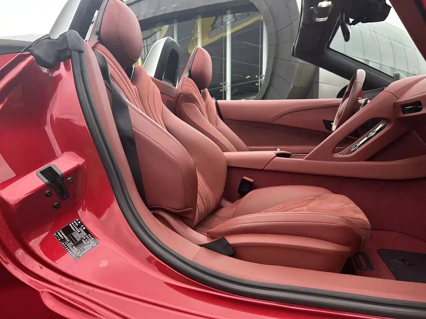 MG Cyberster 2024 520km Legendary AWD Version фото 13