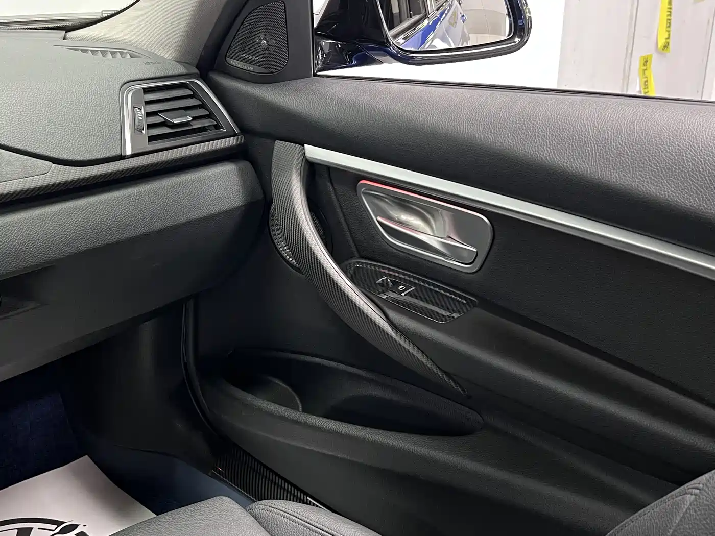 BMW 3 Series 2018 320Li M Sport Black Night Edition фото 31
