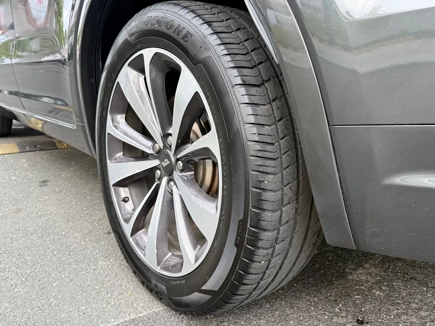Li Auto Li ONE 2019 2020 Extended Range 6-seater