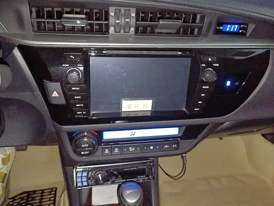 Toyota Levin 2014 1.6G-L CVT Premium Edition фото 13