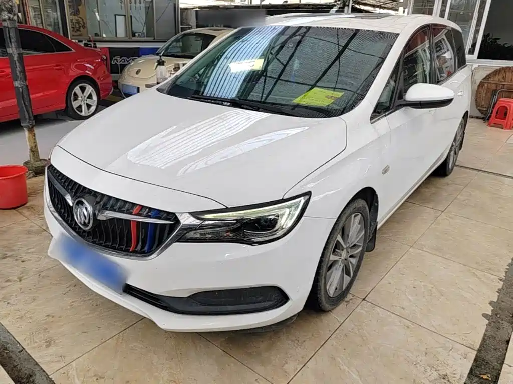 Фото 2 - Buick GL6
