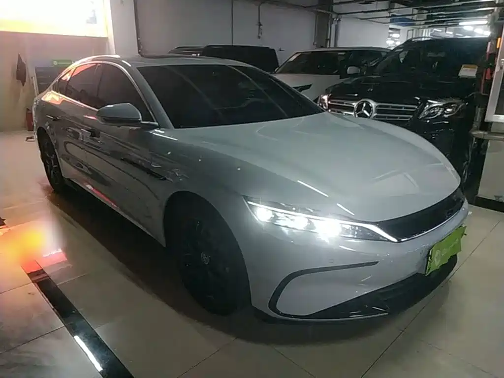 Photo 4 - BYD Han