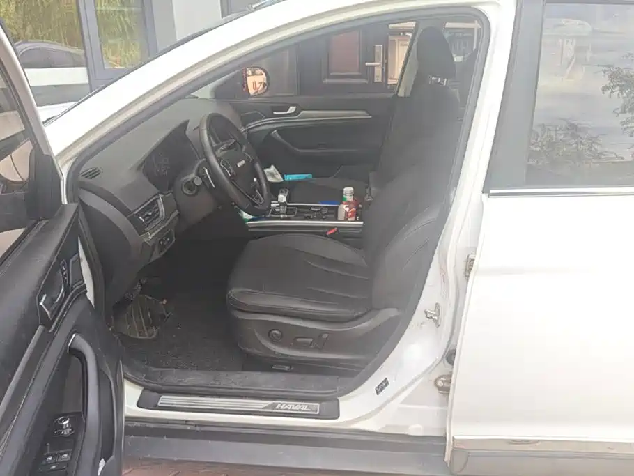 Photo 9 - Haval H6