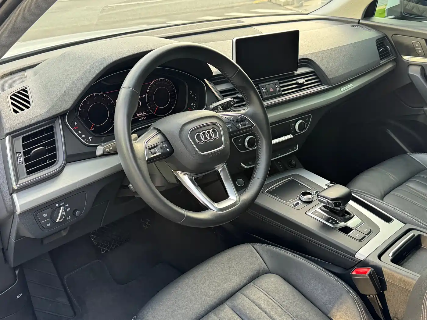 Audi Q5L 2020 40 TFSI Prestige Fashion фото 9