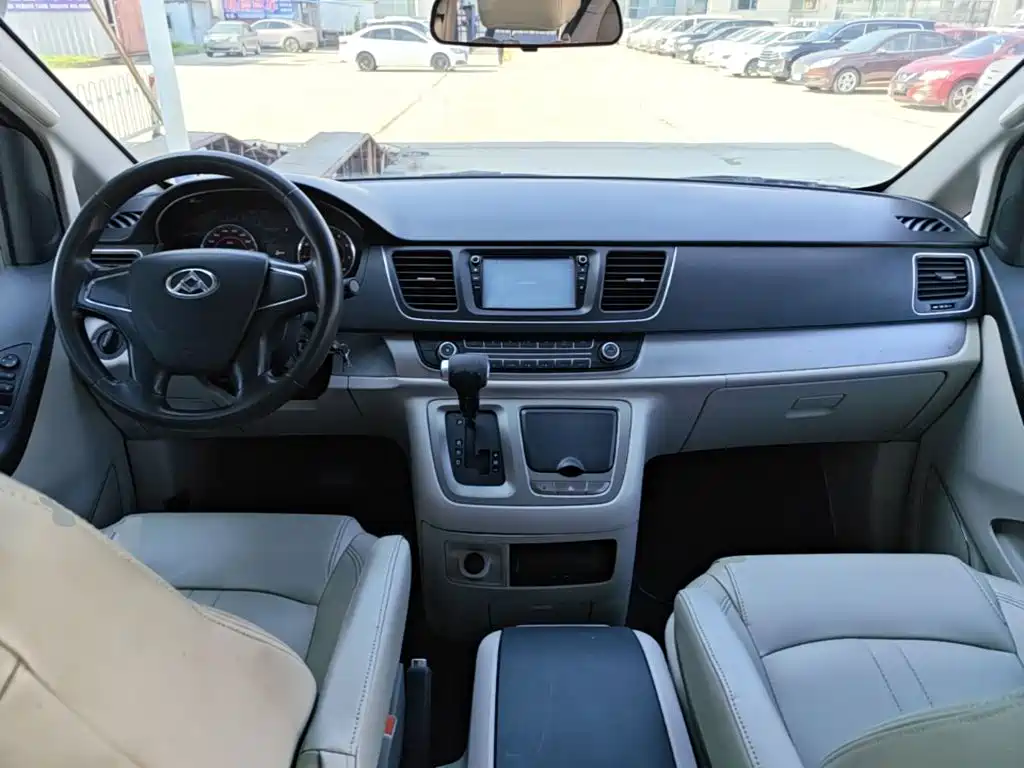 SAIC Maxus Maxus G10 2015 2014 Model Year 2.0T Auto Elite