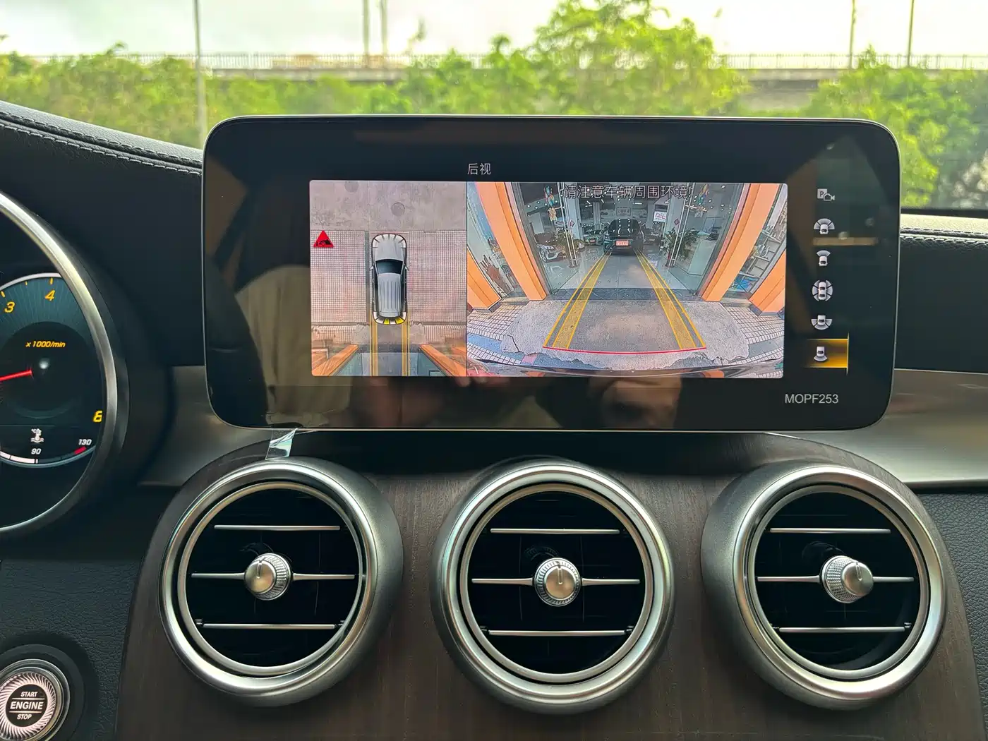 Mercedes-Benz GLC 2020 Facelift GLC 300 L 4MATIC Luxury фото 28