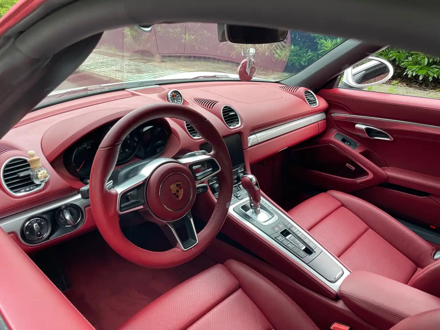 Porsche 718 2018 Boxster 2.0T фото 12