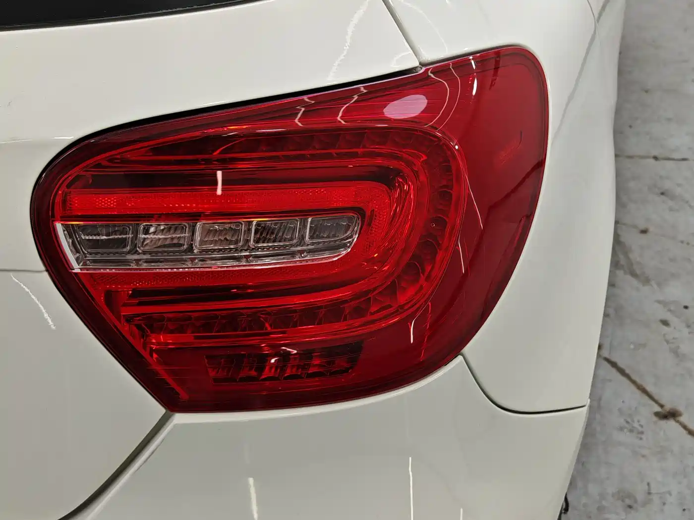 Mercedes-Benz A-Class AMG (Import) 2014 AMG A 45 4MATIC фото 21
