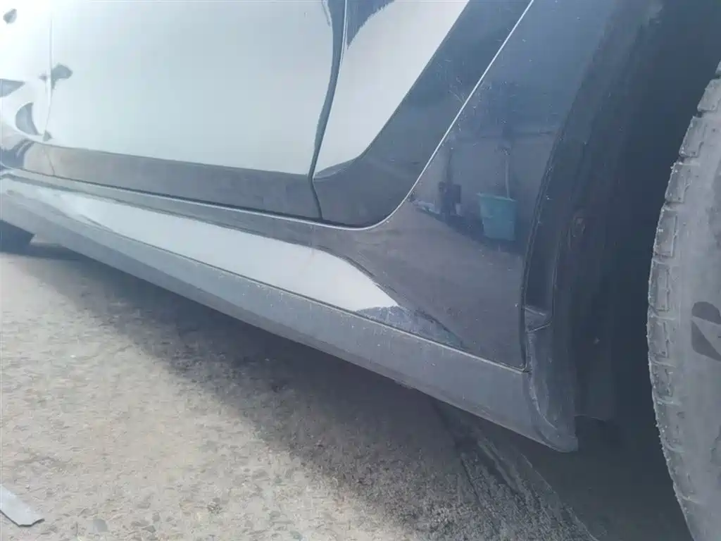 BMW i3 2024 eDrive 35 L фото 21
