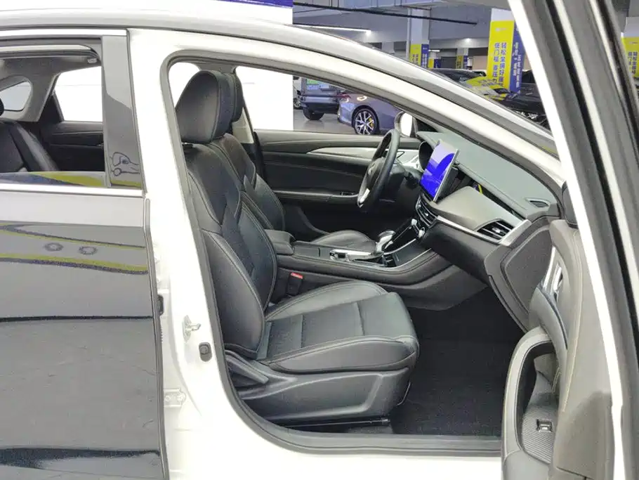 Changan Eado 2019 2018 High Energy Edition 1.6L GDI Automatic Pioneer China V