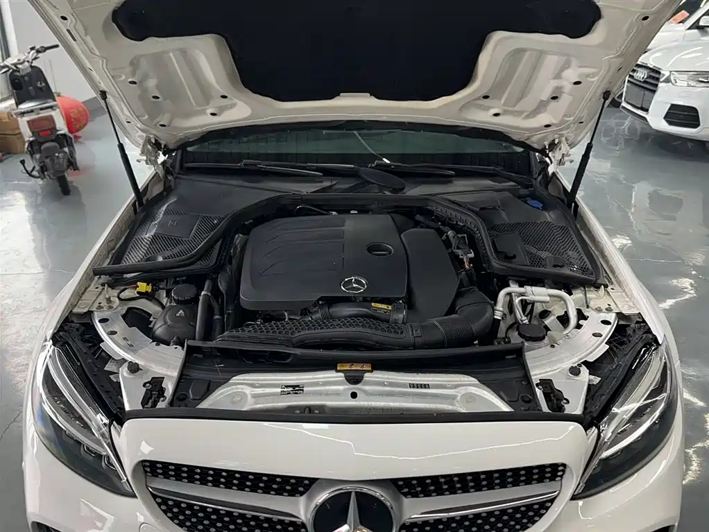 Mercedes-Benz C-Class 2019 C 260 L Sport фото 24
