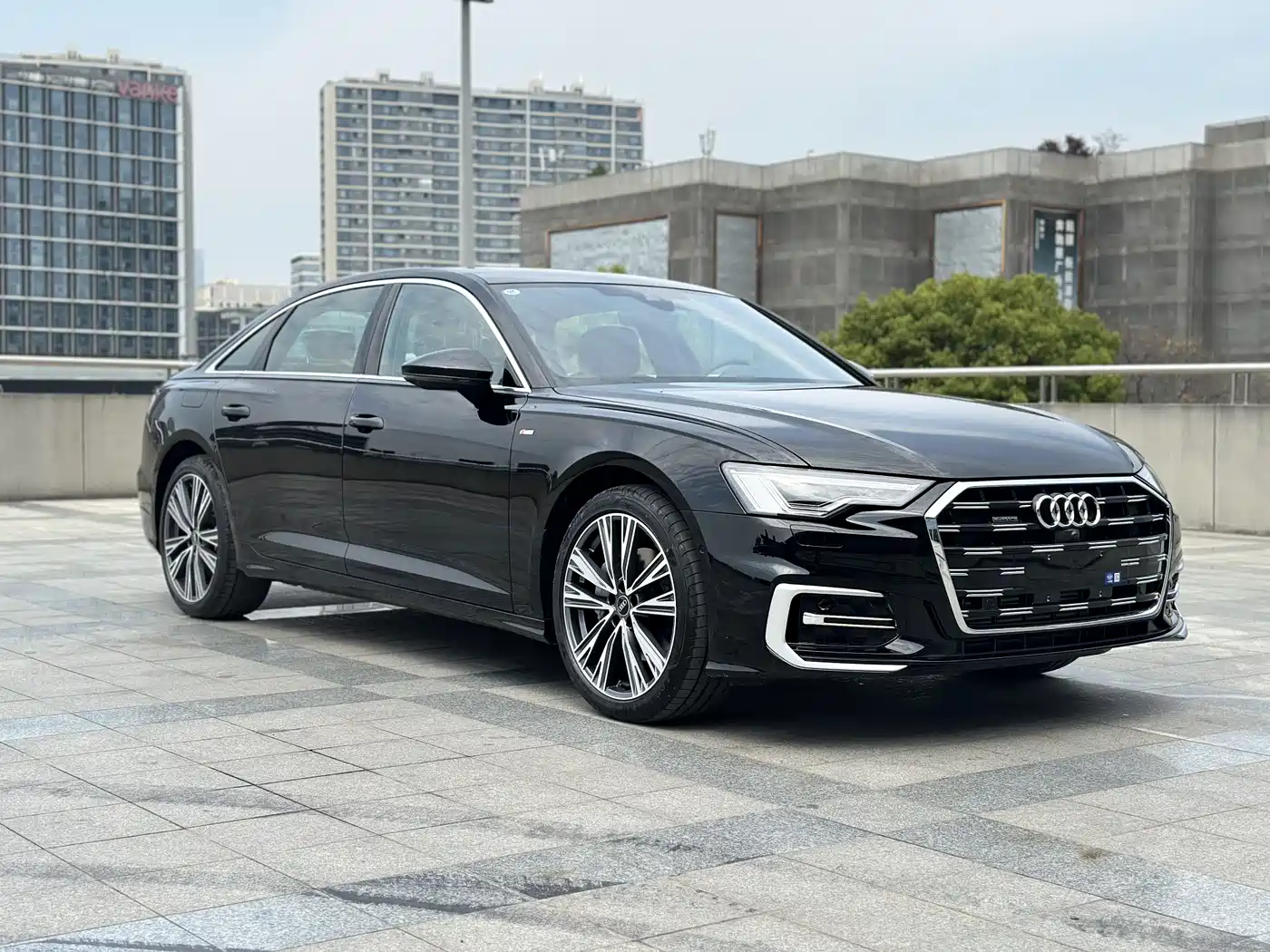 Audi A6L 2025 45 TFSI quattro Premium Sport фото 2