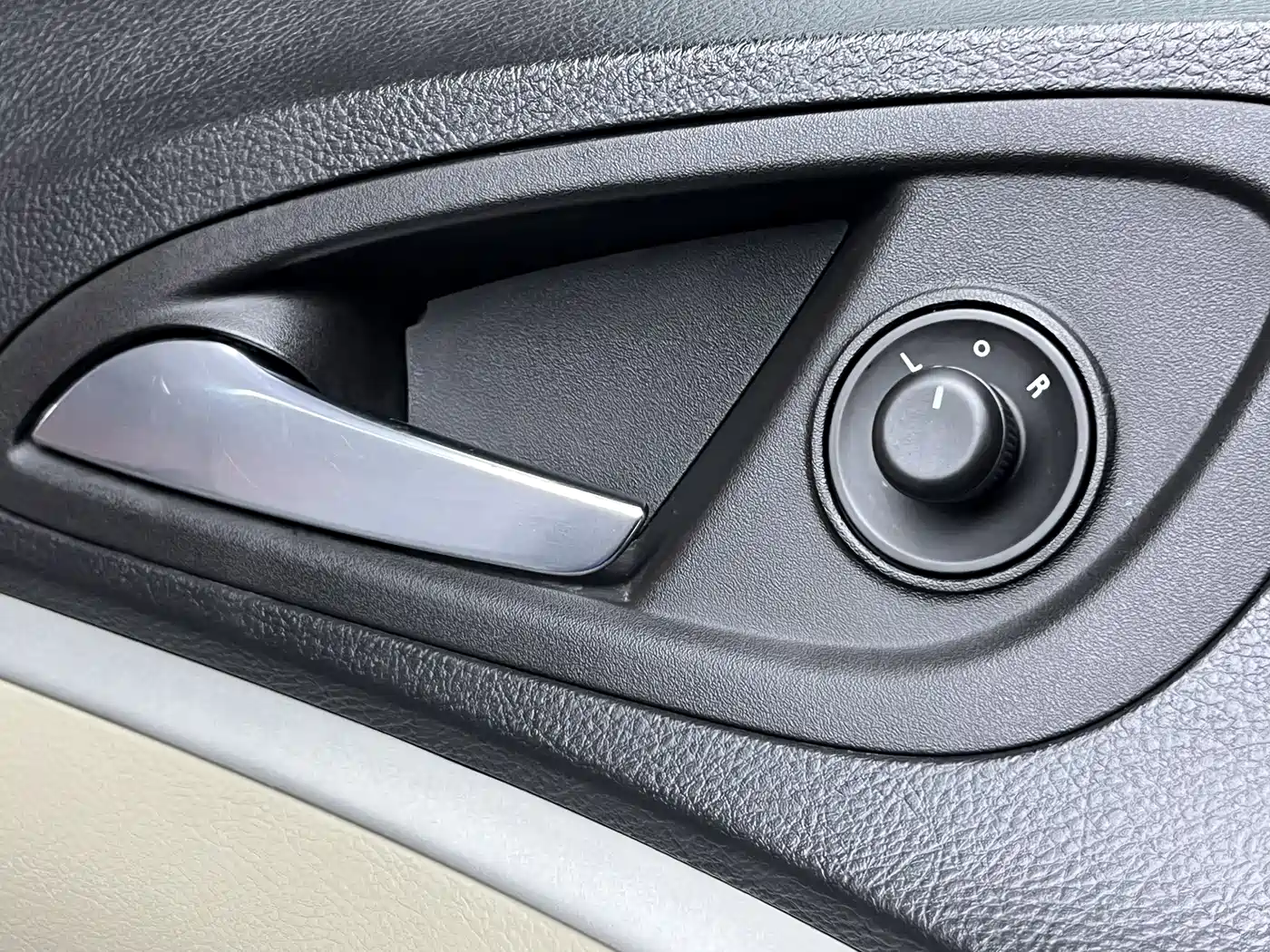 Buick GL8 2018 28T Comfort China VI фото 15