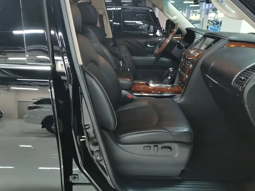 Infiniti QX80 2017 2013 5.6L 4WD