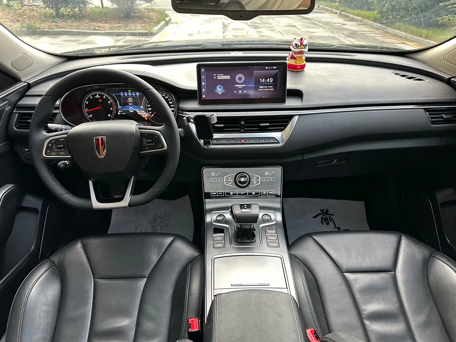 Фото 4 - Hongqi H5