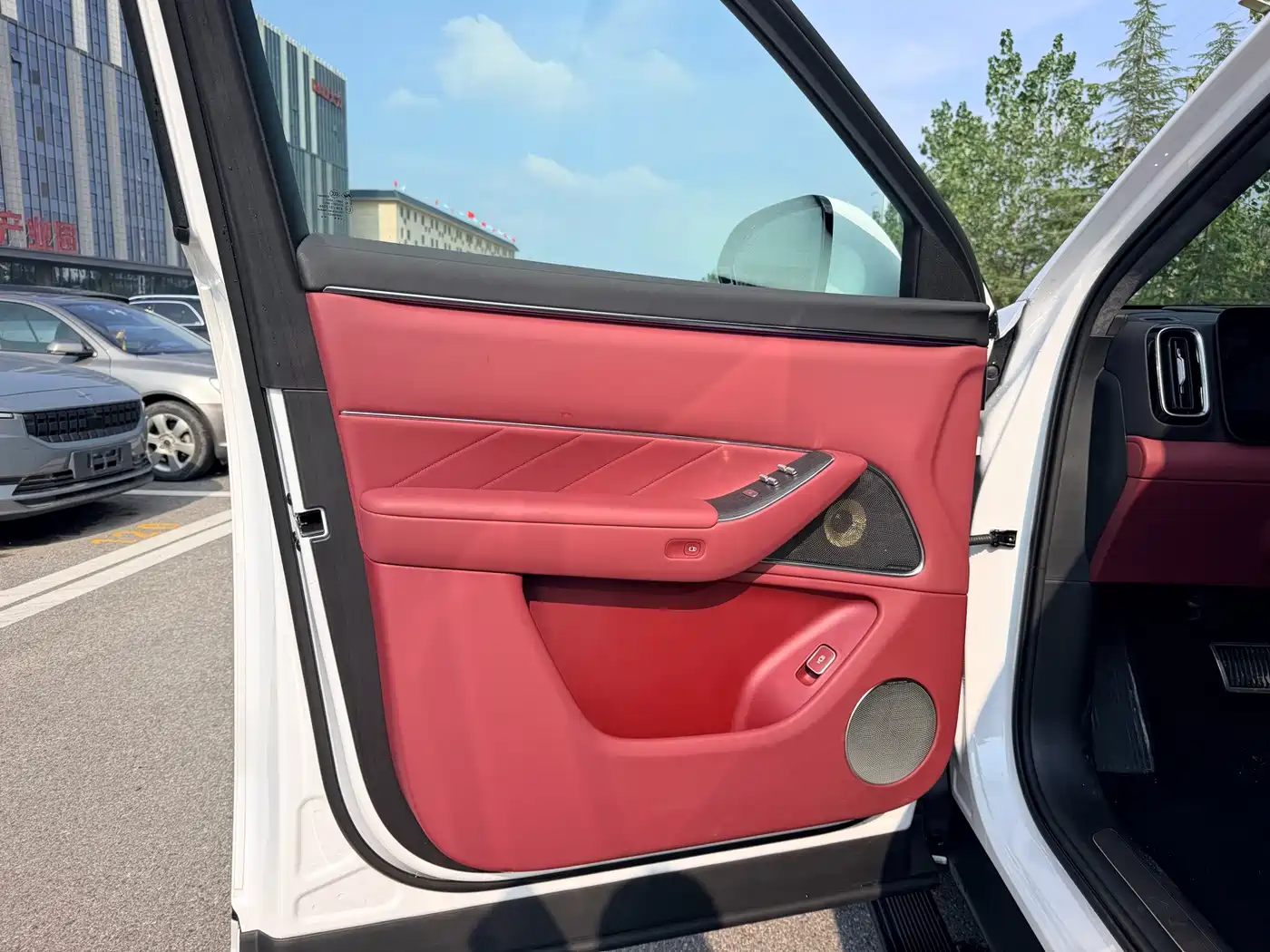 AITO Wenjie AITO M8 2026 2025 Extended Range Ultra 53.4kWh 6-Seater