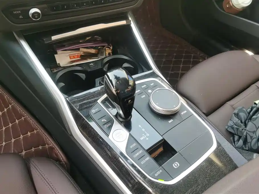 BMW 3 Series 2020 Facelift 325Li Launch Edition фото 16