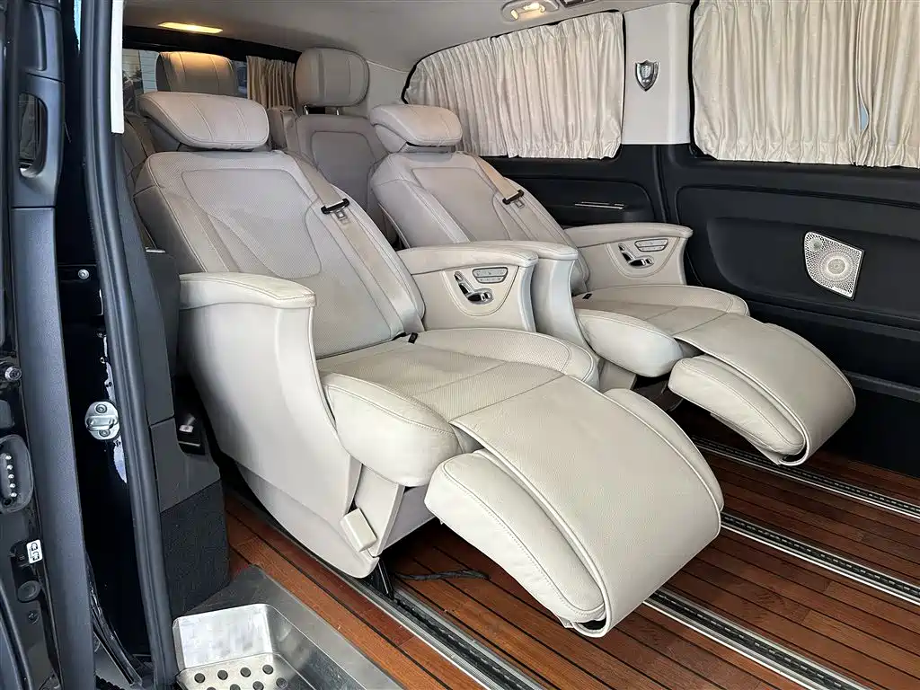 Mercedes-Benz Vito 2018 2.0T Elite Edition 7-seater China VI фото 13